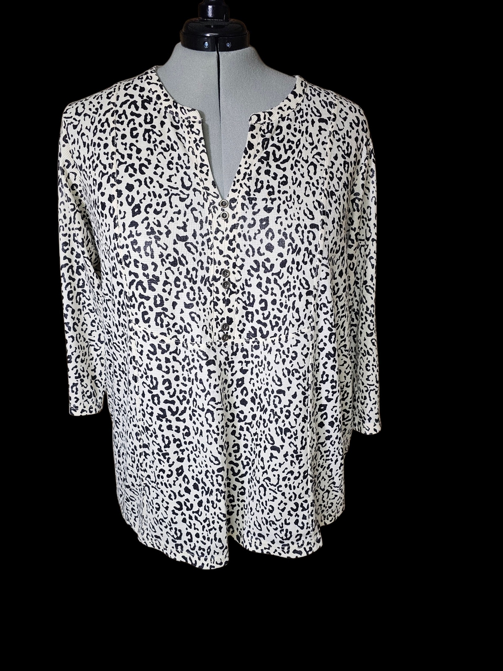 Jane and Delancey Black and White Leopard Print Tunic Top